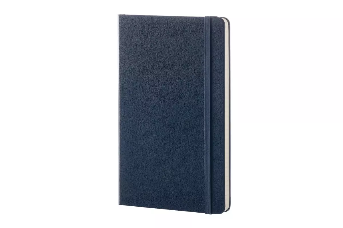 Een Moleskine Plain Hard Cover Notebook Large Sapphire Blue koop je bij Moleskine.nl